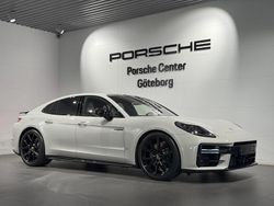 Grå (grey) Ny 2025 Porsche Panamera 4 Sedan | 1 947 000 kr