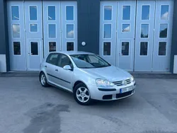Silver Begagnad 2006 VW Golf V Halvkombi | 39 900 kr (Marknadspris)