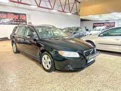 Svart Begagnad 2008 Volvo V70 Kinetic Kombi | 52 900 kr (Marknadspris)