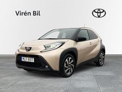 Ljusbrun Begagnad 2023 Toyota Aygo Pulse Halvkombi | 219 000 kr (Lite dyr)