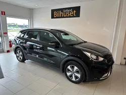 Svart Begagnad 2018 Kia Niro Advance SUV | 149 800 kr (Marknadspris)
