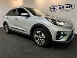 Grå Begagnad 2021 Kia e-Niro Advance SUV | 264 000 kr (Marknadspris)