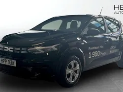 Svart (black) Ny 2025 Dacia Sandero Essentiel Halvkombi | 200 700 kr (Marknadspris)