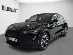 Svart Begagnad 2021 Ford Mustang Mach-E Standard Range SUV | 369 500 kr (Marknadspris)