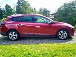 Röd Begagnad 2010 Renault Mégane GrandTour Kombi | 35 000 kr (Marknadspris)