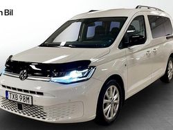 Vit Begagnad 2022 VW Caddy Maxi Life Life Minibuss | 389 000 kr
