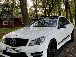 Vit Begagnad 2013 Mercedes C200 AMG Sedan | 139 000 kr (Lite dyr)