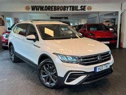 Vit Begagnad 2023 VW Tiguan Allspace SUV | 399 900 kr (Marknadspris)
