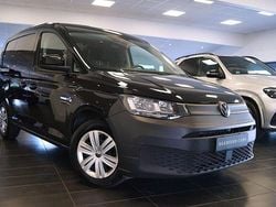 Svart Begagnad 2022 VW Caddy Minibuss | 168 900 kr (Bra pris)