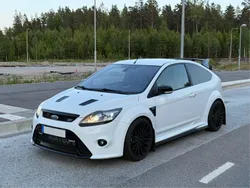 Begagnad 2009 Ford Focus RS Halvkombi | 279 990 kr