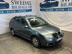 Mörkgrå (grå) Begagnad 2005 Skoda Fabia Kombi | 14 900 kr (Bra pris)