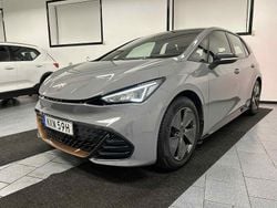 Ljusgrå Begagnad 2023 Cupra Born Halvkombi | 234 500 kr (Marknadspris)