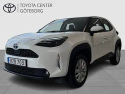 Vit Begagnad 2022 Toyota Yaris Cross Active SUV | 254 900 kr (Marknadspris)