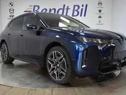 Tanzanite blå Ny 2025 BMW iX Comfort Edition SUV | 1 139 500 kr (Dyr)