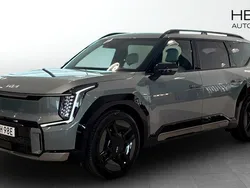 Grön (green) Begagnad 2025 Kia EV9 GT-Line SUV | 799 900 kr (Marknadspris)