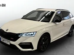 Vit Begagnad 2021 Skoda Octavia RS Kombi | 334 900 kr (Dyr)