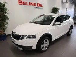 Vit Begagnad 2019 Skoda Octavia Scout Kombi | 249 500 kr (Lite dyr)