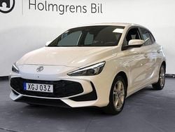 Vit Begagnad 2024 MG MG3 Halvkombi | 209 900 kr