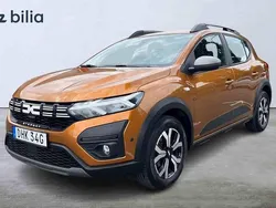 Orange Begagnad 2023 Dacia Sandero Stepway Halvkombi | 159 900 kr (Superpris)