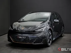 Mörkgrå (grå) Begagnad 2023 Cupra Born e-Boost Halvkombi | 299 900 kr (Marknadspris)