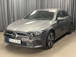 Mörkgrå Begagnad 2021 Mercedes A250 Halvkombi | 299 900 kr
