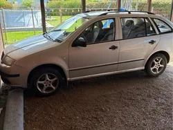Silver Begagnad 2006 Skoda Fabia Kombi | 24 000 kr (Marknadspris)