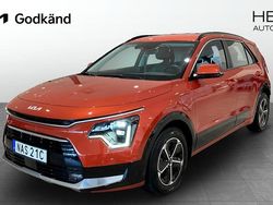 Orange Begagnad 2022 Kia Niro SUV | 319 900 kr (Marknadspris)
