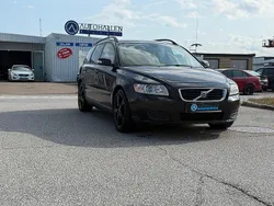Svart Begagnad 2008 Volvo V50 Kinetic Kombi | 44 900 kr (Marknadspris)