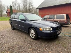 Begagnad 2006 Volvo V70 Kombi | 23 000 kr (Marknadspris)