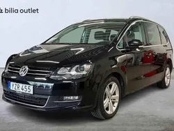 Svart Begagnad 2018 VW Sharan Minibuss | 259 000 kr (Marknadspris)