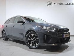 Grå Begagnad 2021 Kia Ceed Advance Halvkombi | 179 900 kr (Marknadspris)