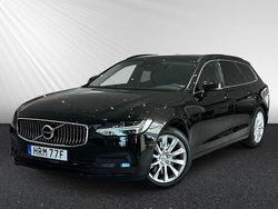Svart Begagnad 2021 Volvo V90 Momentum Kombi | 269 900 kr (Marknadspris)