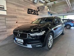Svart Begagnad 2017 Volvo V90 CC Momentum Kombi | 179 900 kr (Lite dyr)