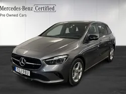 Mörkgrå Begagnad 2023 Mercedes B250e Minibuss | 349 900 kr (Superpris)