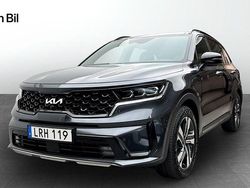 Grå Begagnad 2023 Kia Sorento 2 SUV | 529 000 kr (Lite dyr)