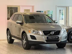 Ljusbrun (brun) Begagnad 2011 Volvo XC60 Summum SUV | 99 000 kr (Marknadspris)