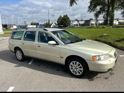 Ljusbrun (brun) Begagnad 2006 Volvo V70 Business Edition Kombi | 34 900 kr (Marknadspris)