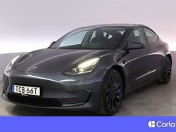 Grå Begagnad 2021 Tesla Model 3 Performance Sedan | 349 900 kr (Marknadspris)