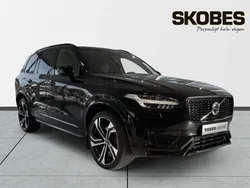 Svart Begagnad 2022 Volvo XC90 Pro SUV | 649 900 kr (Marknadspris)