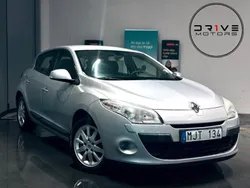 Silver Begagnad 2011 Renault Mégane III Halvkombi | 69 900 kr (Marknadspris)