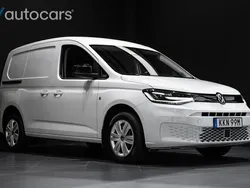 Vit Begagnad 2021 VW Caddy Minibuss | 348 750 kr