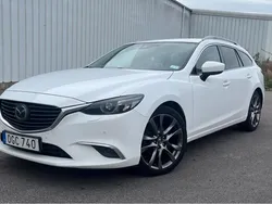 Vit Begagnad 2017 Mazda 6 Kombi | 119 000 kr (Marknadspris)
