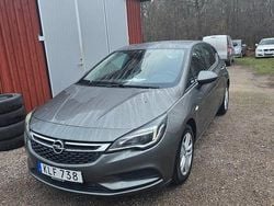 Grå Begagnad 2018 Opel Astra Enjoy Halvkombi | 105 000 kr (Bra pris)