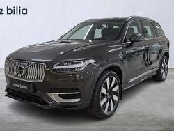 Grå Begagnad 2023 Volvo XC90 Ultimate SUV | 689 000 kr (Marknadspris)