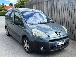 Grå Begagnad 2008 Peugeot Partner Minibuss | 43 500 kr (Dyr)