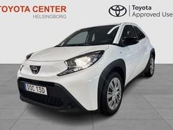 Vit Begagnad 2022 Toyota Aygo X Play SUV | 179 900 kr (Marknadspris)