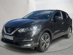 Svart Begagnad 2018 Nissan Qashqai 360º SUV | 144 900 kr (Bra pris)