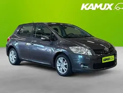 Silver/grå Begagnad 2012 Toyota Auris Halvkombi | 98 700 kr (Lite dyr)