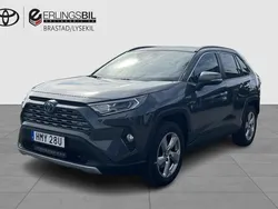 Mörkgrå Begagnad 2019 Toyota RAV4 Hybrid Executive SUV | 289 000 kr (Marknadspris)