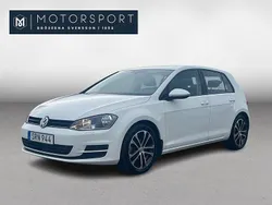 Vit Begagnad 2014 VW Golf VII Halvkombi | 154 900 kr (Marknadspris)